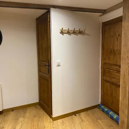 Apartment Au 33