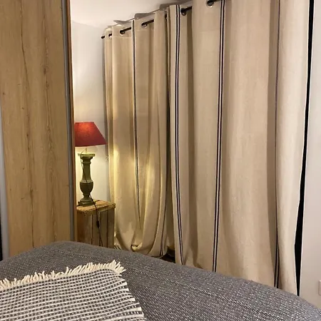 Au 33 Appartement *